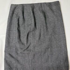 Donna Ricco pin striped skirt.  Never been used.  Size 2